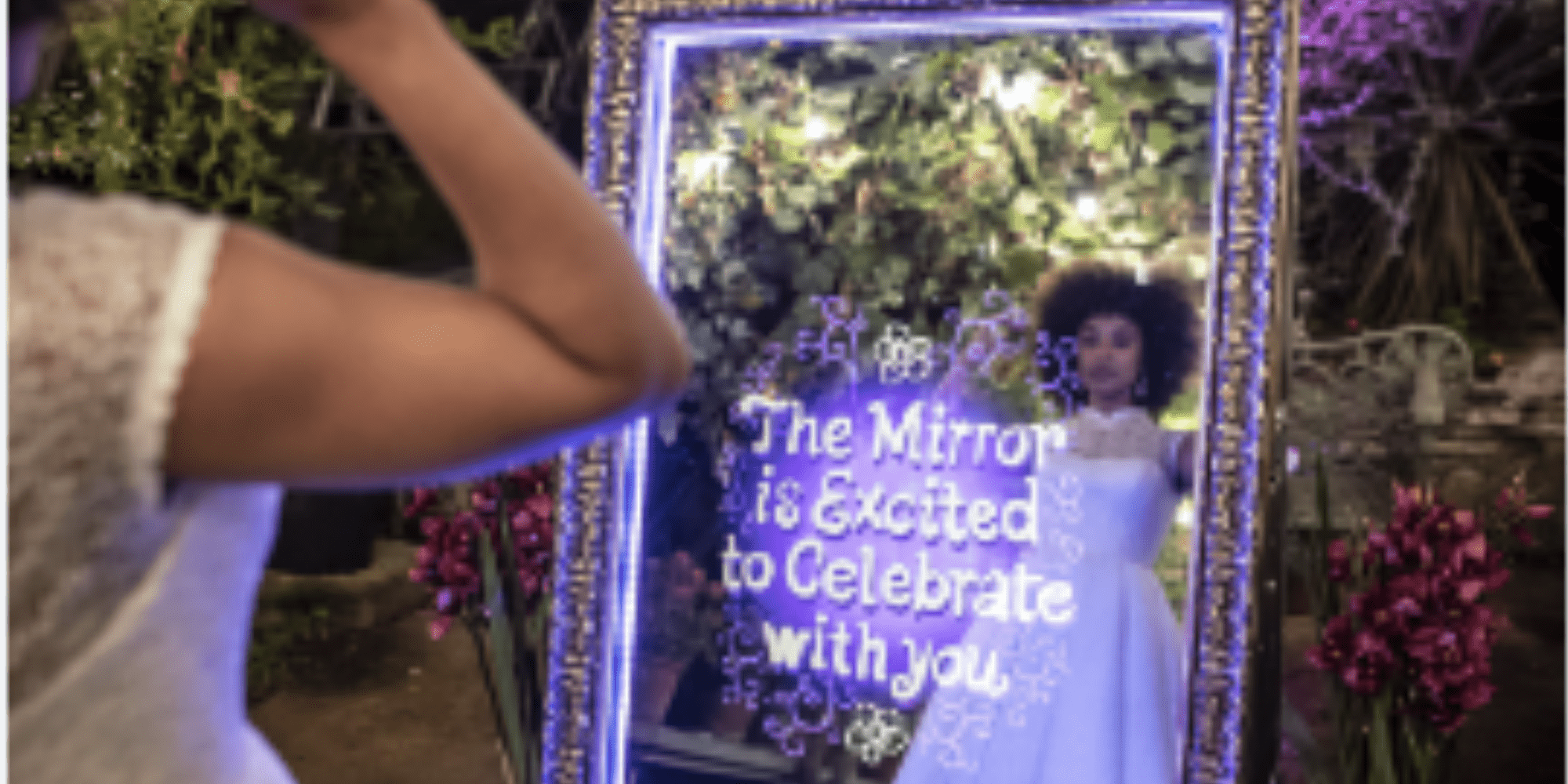 tampa, Florida mirror photo booth
