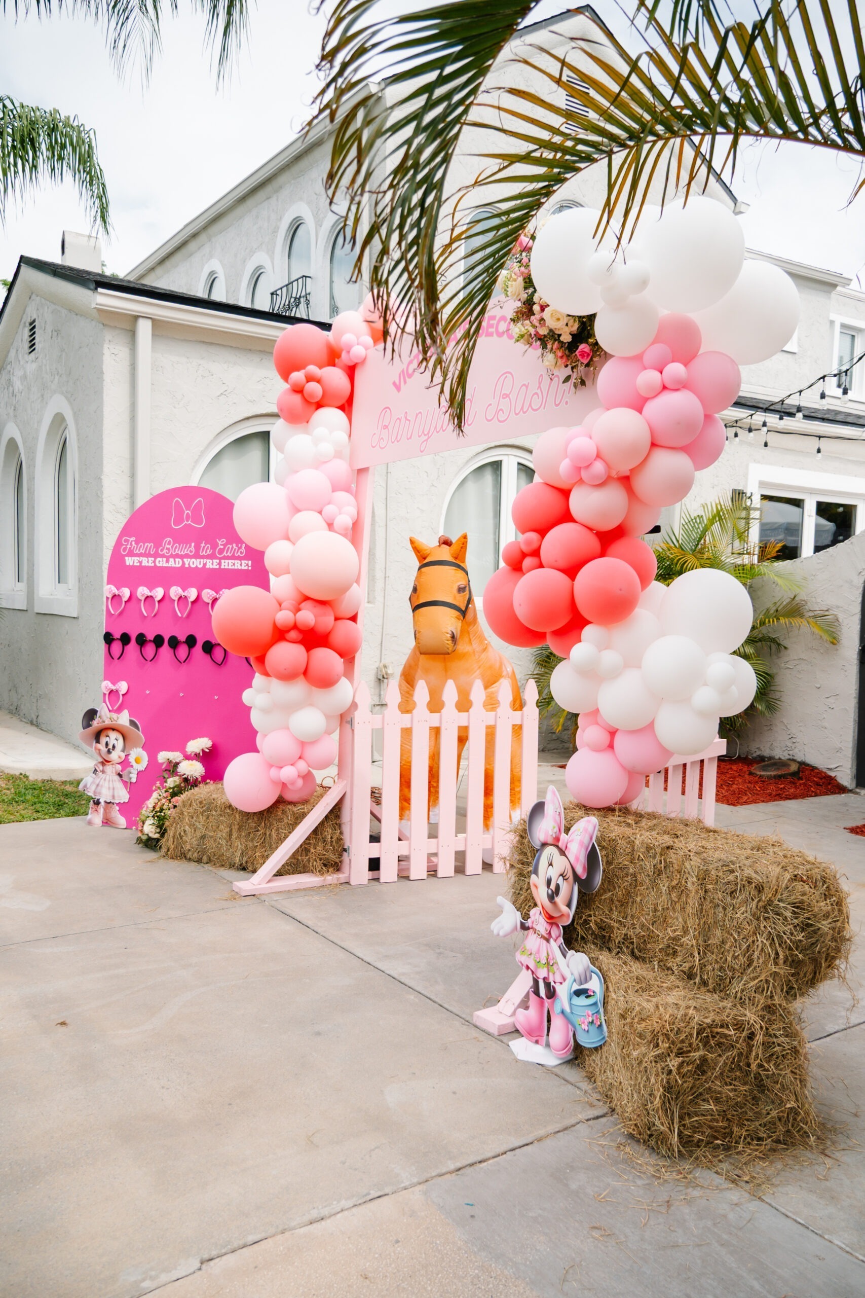 pop, sip and celebrate planning | Tampa's Luxury Event Planning Service: Custom welcome sign designed by Pop, Sip & Celebrate Planning for a luxury kids birthday party.
